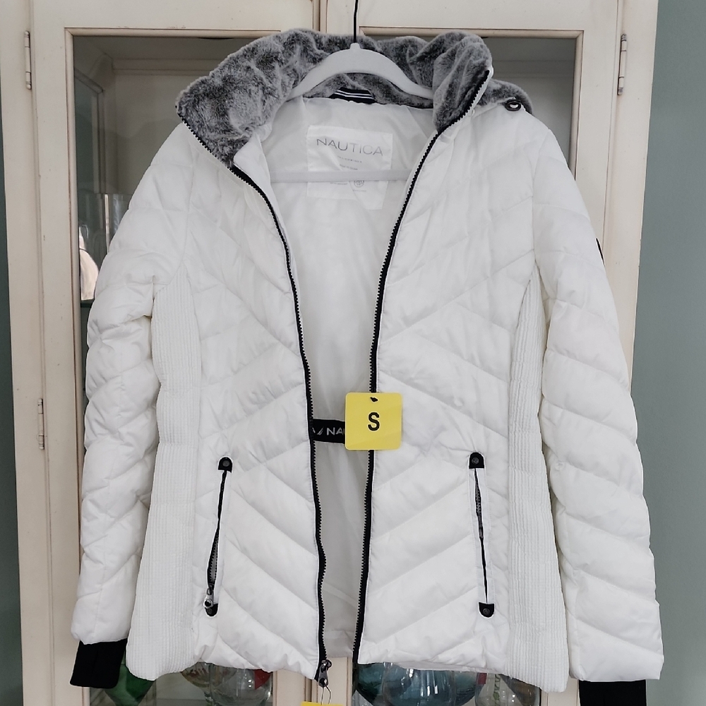 Nautica Women's Quilted White Puffer with Faux Fur Trim